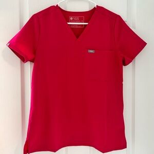 Figs Ultra Rose Catarina One Pocket Scrub Top
